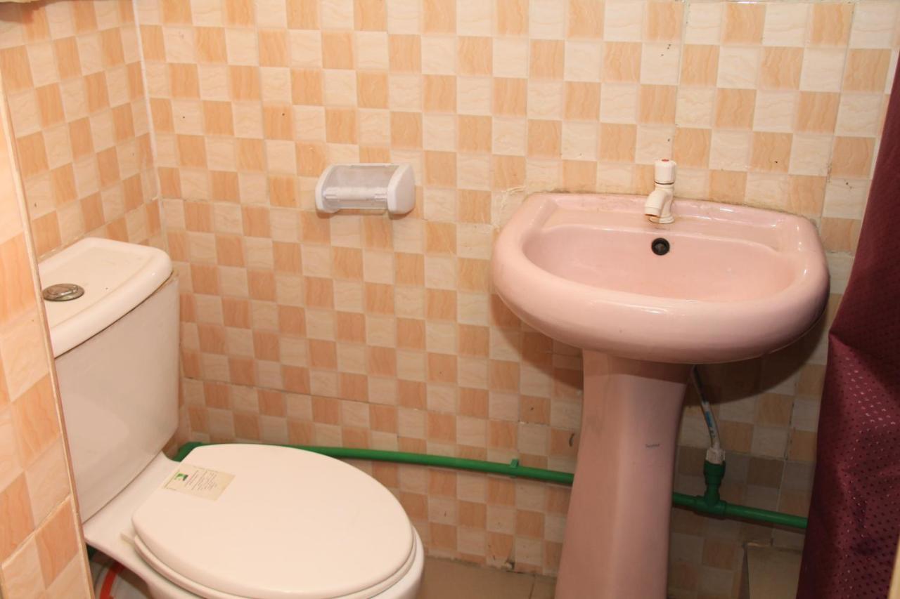 Aquatic Suites & Apartments Aliayabiagba Ngoại thất bức ảnh